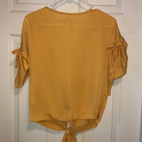 Gold top - Picture 3 of 4